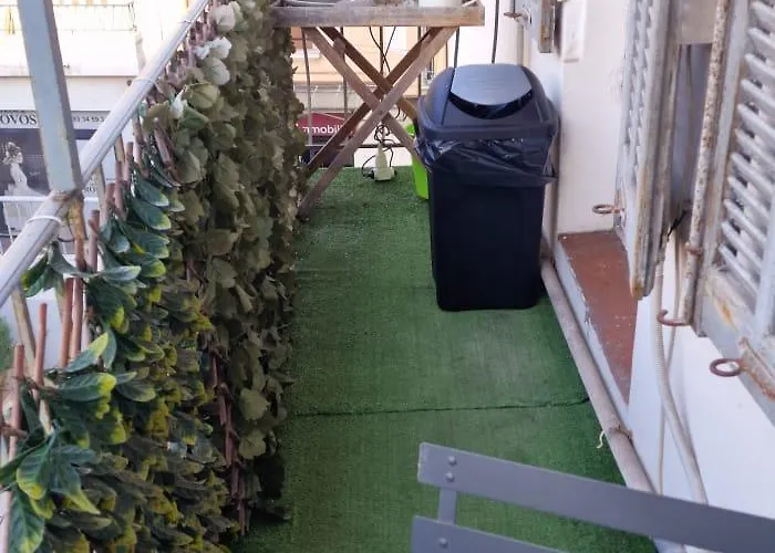 Apartament 2p Plein Centre D'antibes, 500m Bord De Antibes